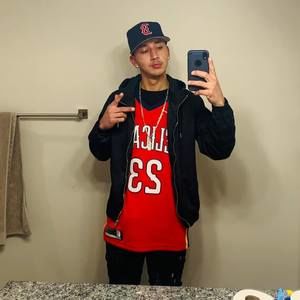 Meet your Posher, Eric